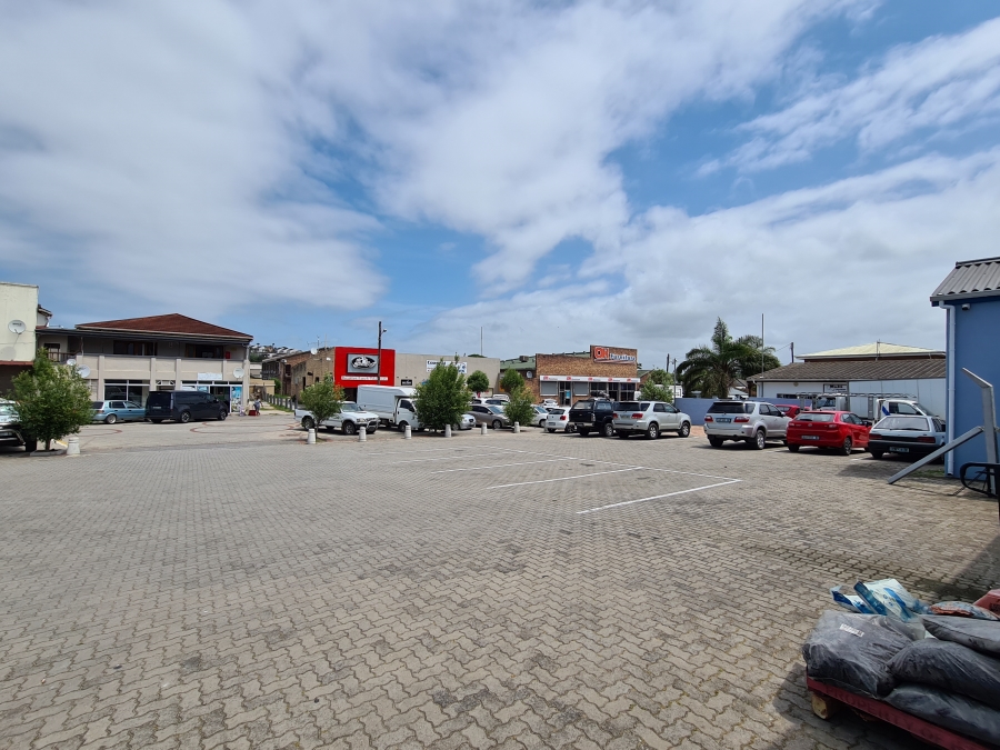 To Let commercial Property for Rent in East Bank Eastern Cape